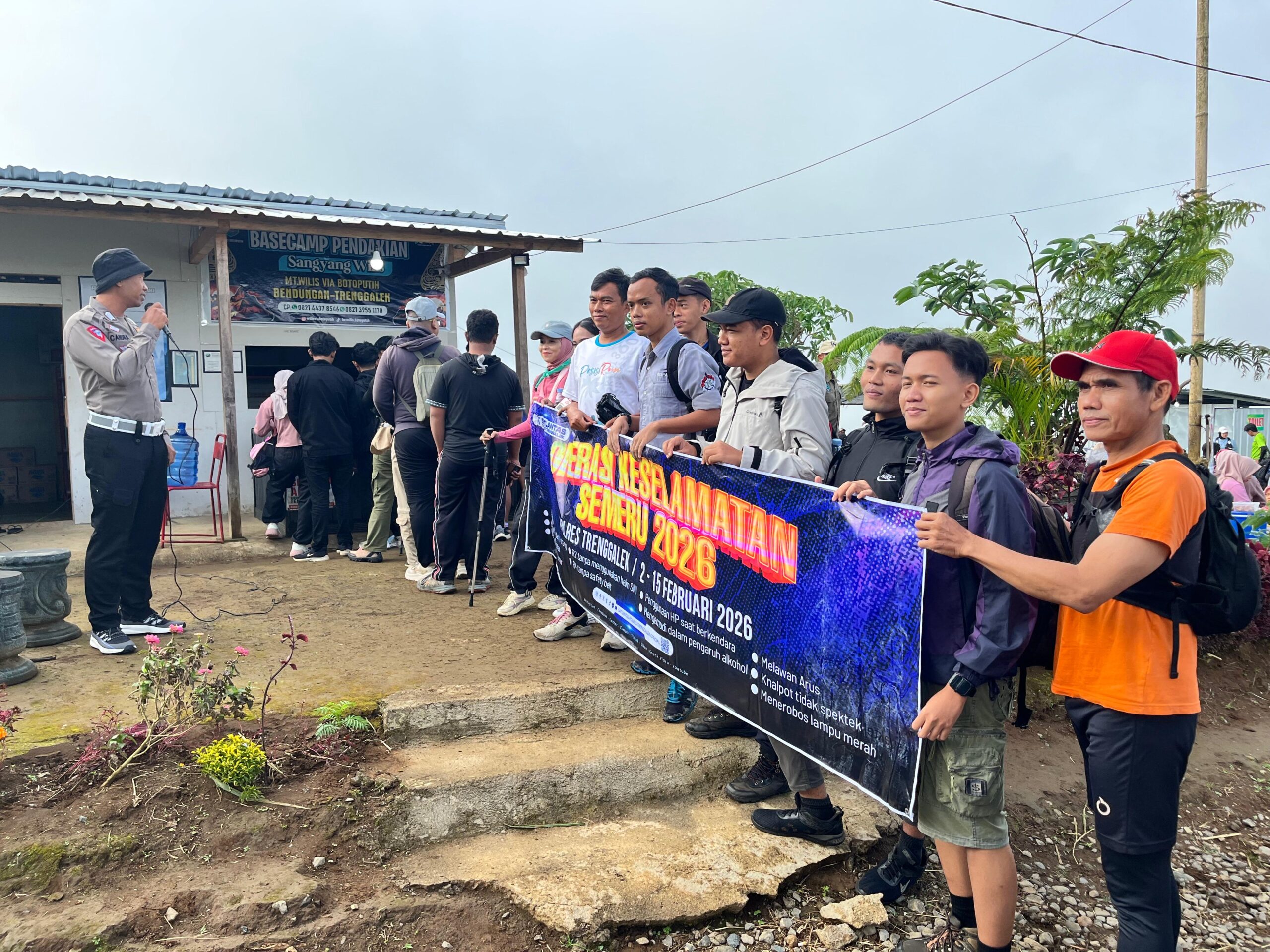 Polres Trenggalek Kampanyekan Operasi Keselamatan Semeru 2026 Dengan ‘Muncak Bareng’