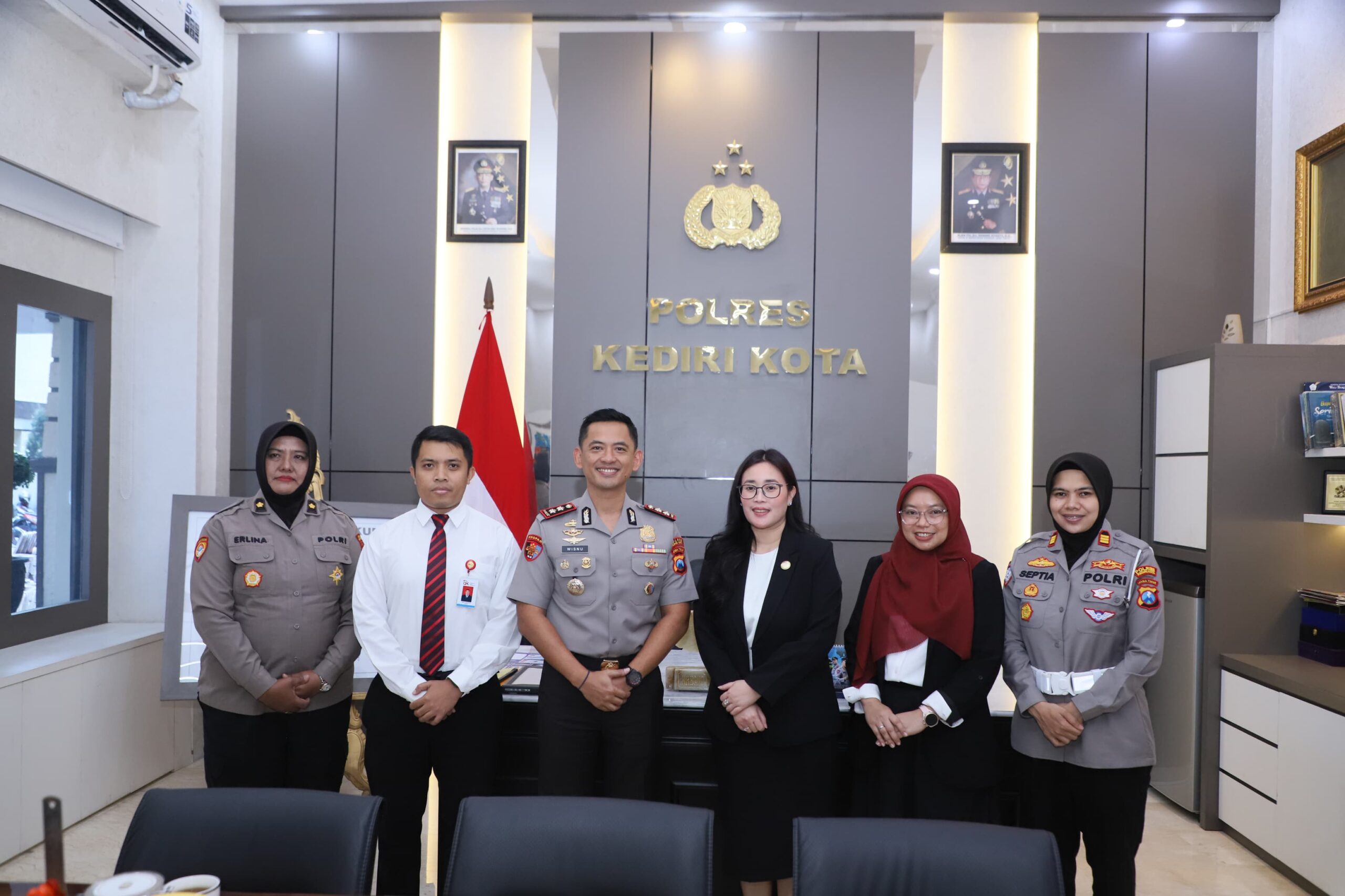 Kapolres Kediri Kota dan OJK Perkuat Sinergi, Bahas Pinjol hingga Bahaya Judi Online