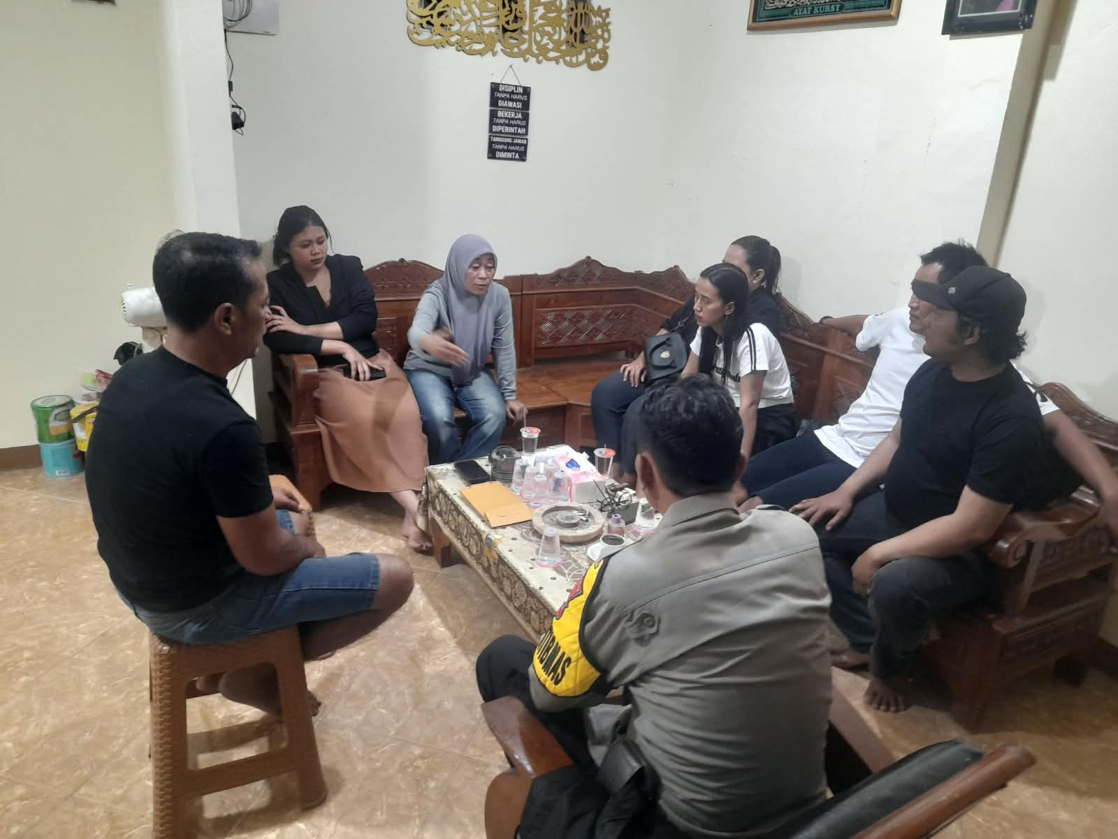 Kedepankan Musyawarah, Bhabinkamtibmas Maron Mediasi Perselisihan Gadai Motor