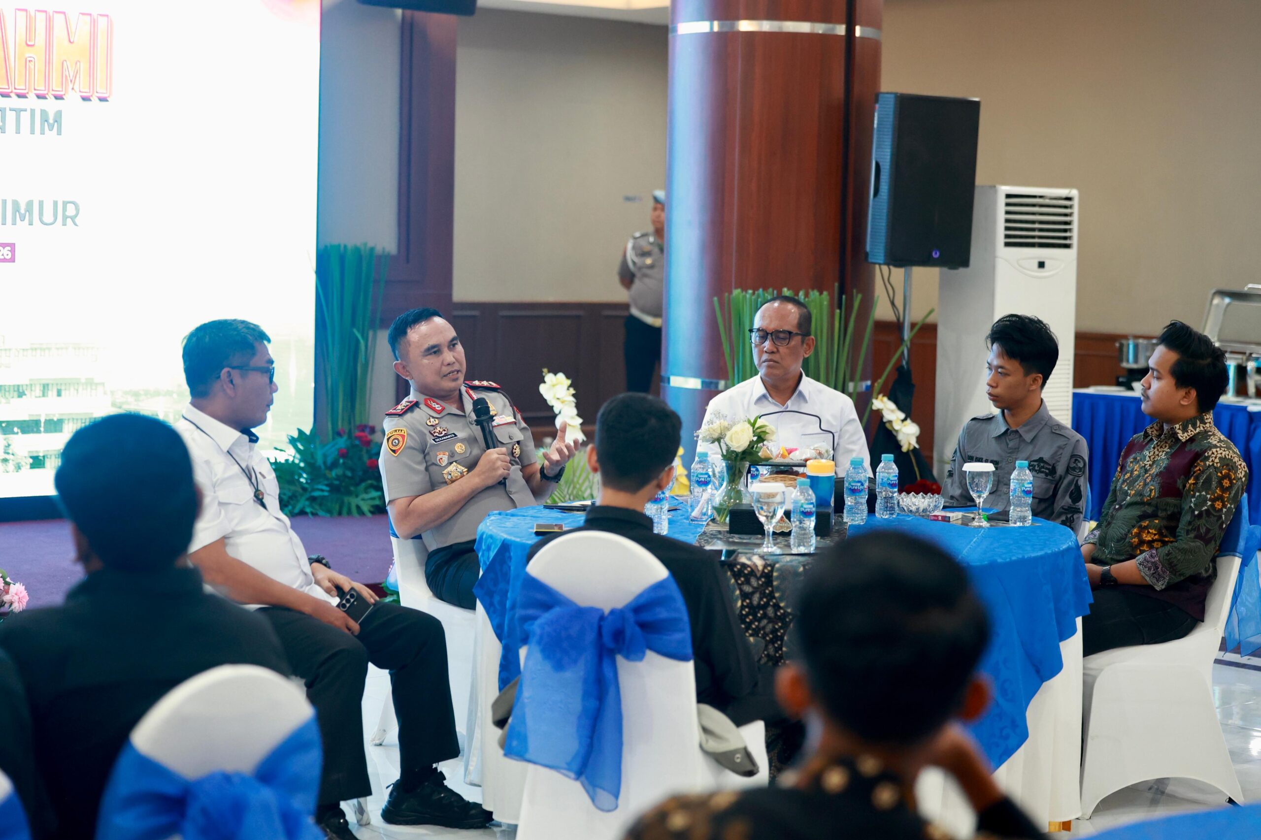 Perkuat Sinergi Kamtibmas, Kapolda Jatim Silaturahmi dengan BEM se-Jawa Timur Bangun Dialog Konstruktif