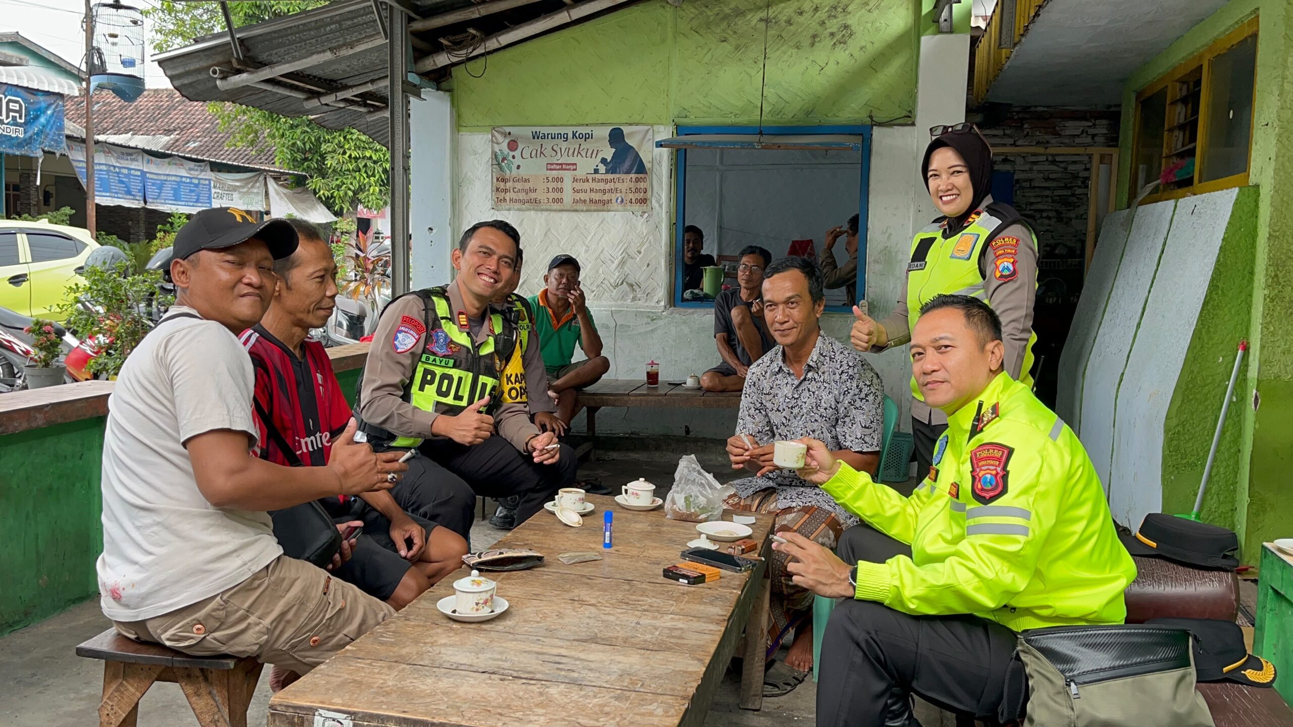 Polisi Bersama Masyarakat : Polres Lumajang Serap Aspirasi Warga Lewat Curhat Kamtibmas