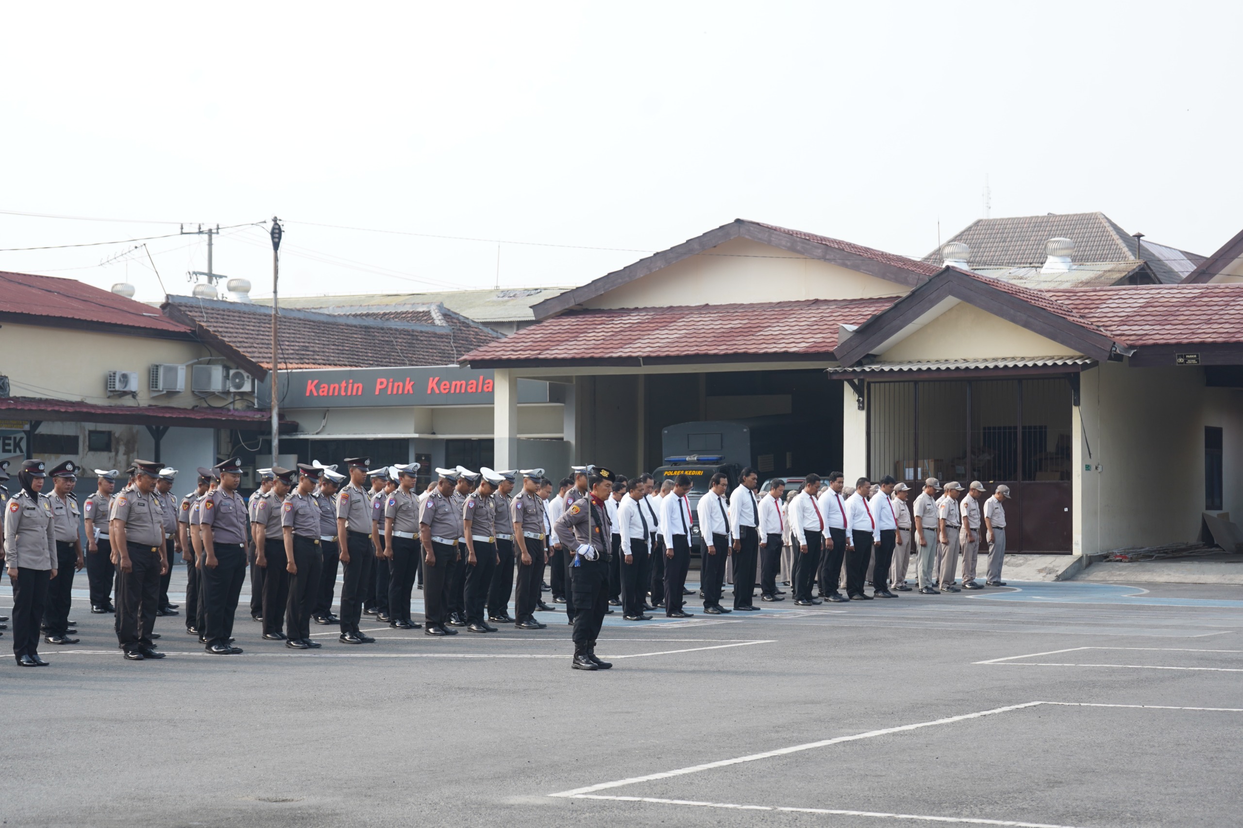 Sumpah Pemuda ke-98, Polres Kediri Gaungkan Semangat Patriotik dan Empati